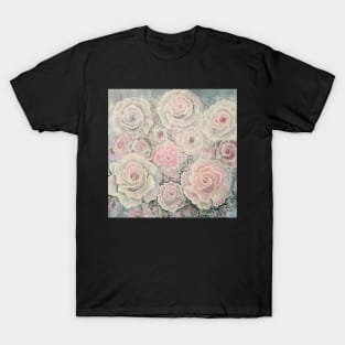 Pink & White Roses Floral Pattern Gifts and Accessories for Flower Lovers T-Shirt